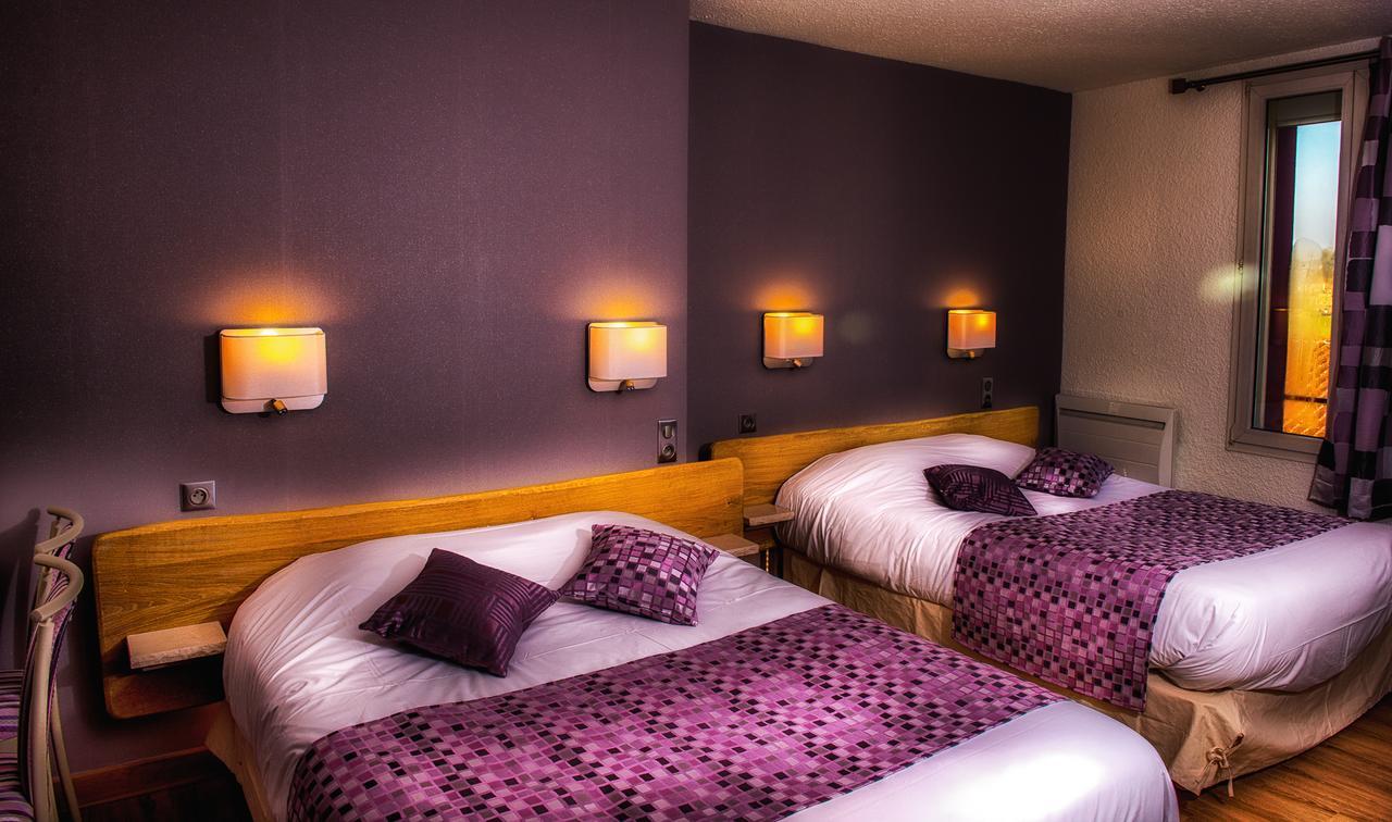 Logis Le Cheval Rouge Hotel Sainte-Menehould Szoba fotó