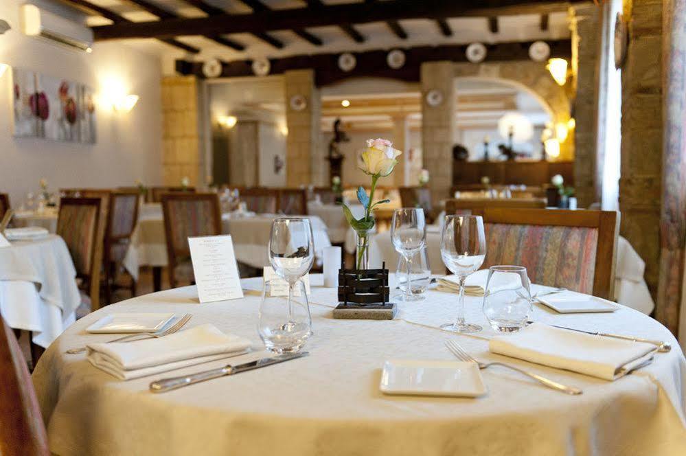 Logis Le Cheval Rouge Hotel Sainte-Menehould Kültér fotó